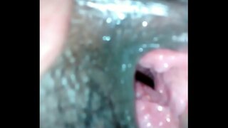 Хөлсийг нь хэтэрхий тачаангуй